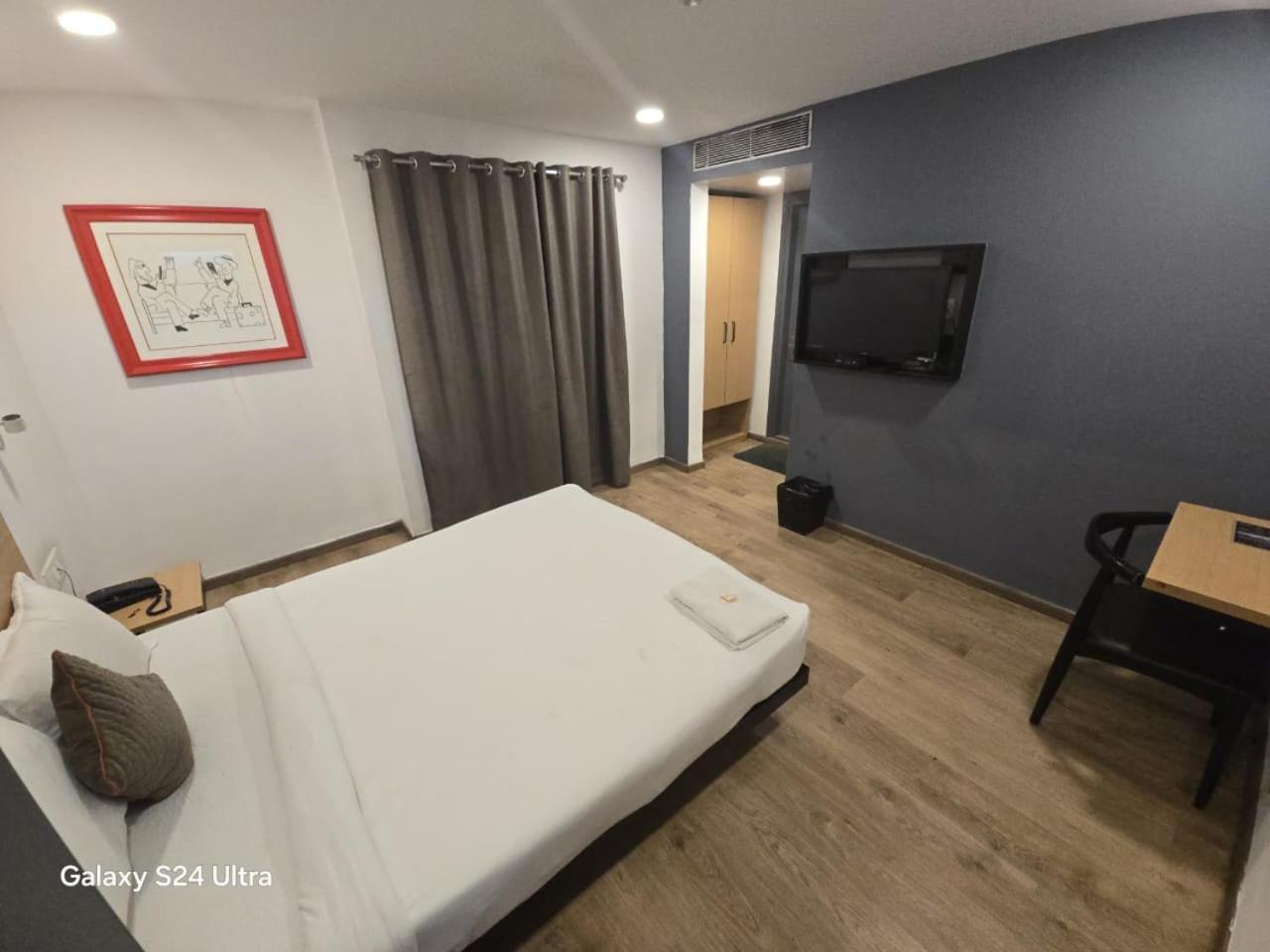 Hotel Eureka Grand กูวาฮาติ ภายนอก รูปภาพ